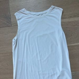 Lululemon love sleeveless tank top size 4 white